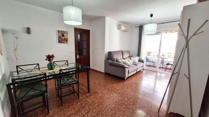 ¡¡ PISO REFORMADO, CERCA DE CALLE SAGUNTO, PARQUES Y CENTRO DE SALUD !! photo 0