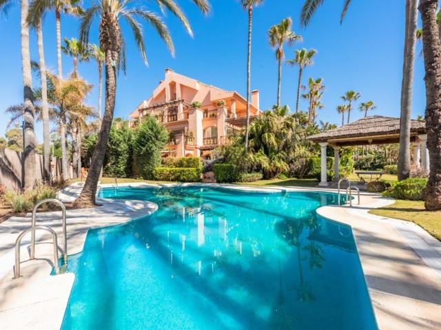 Piso En venta en Marbella photo 0