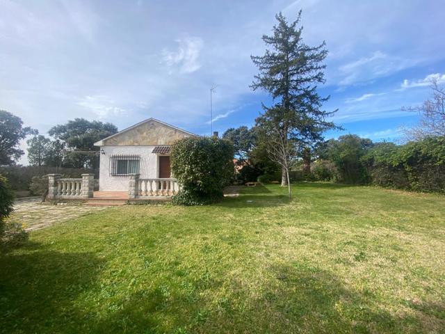 Villa En venta en Villa del Prado photo 0