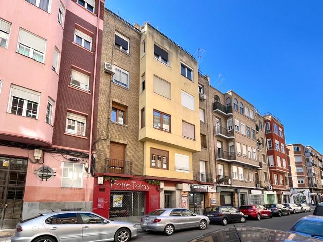 SE VENDE PISO DE TRES DORMITORIOS CON TRASTERO EN ZONA SAGASTA - RUISEÑORES - ZARAGOZA photo 0