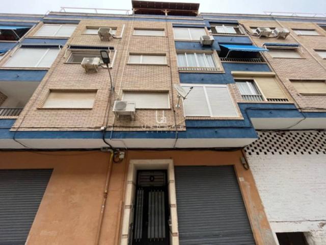 ¡Descubre este amplio y luminoso piso de 84,39 m2 en Yecla, Murcia! photo 0