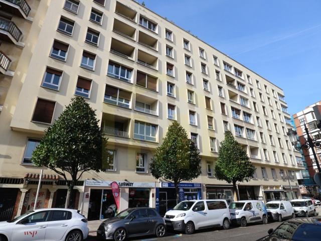 Piso En venta en Milán - Pumarín, Oviedo photo 0
