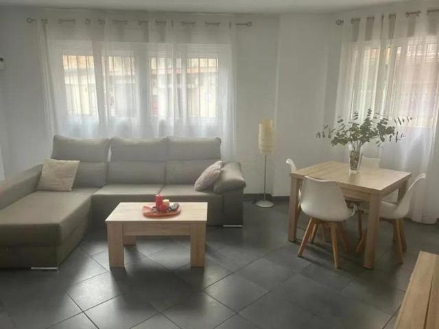 Entreplanta en Carolinas Altas photo 0