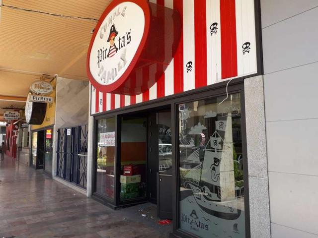Local comercial en alquiler photo 0