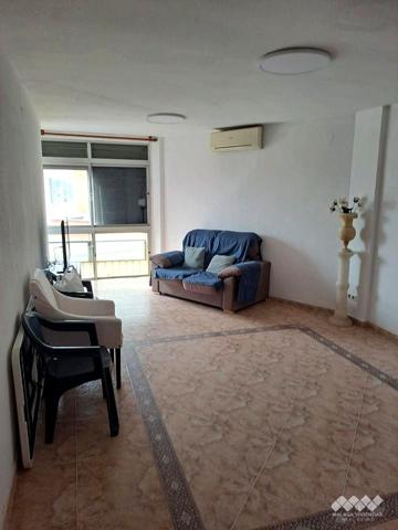 Gran piso en venta con muchas posibilidades photo 0