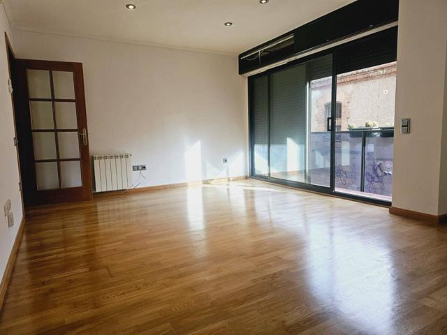 Piso en venta en Centre(08221) photo 0