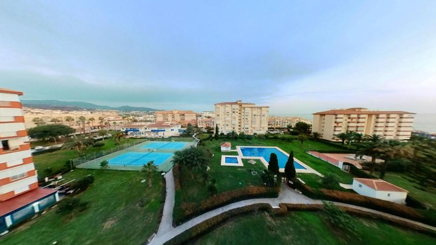 APARTAMENTO en la PLAYA con terraza y vistas al mar photo 0