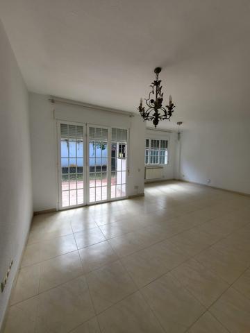 Villa En alquiler en Quijorna photo 0