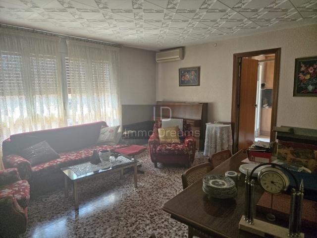 Piso En venta en Lleida photo 0