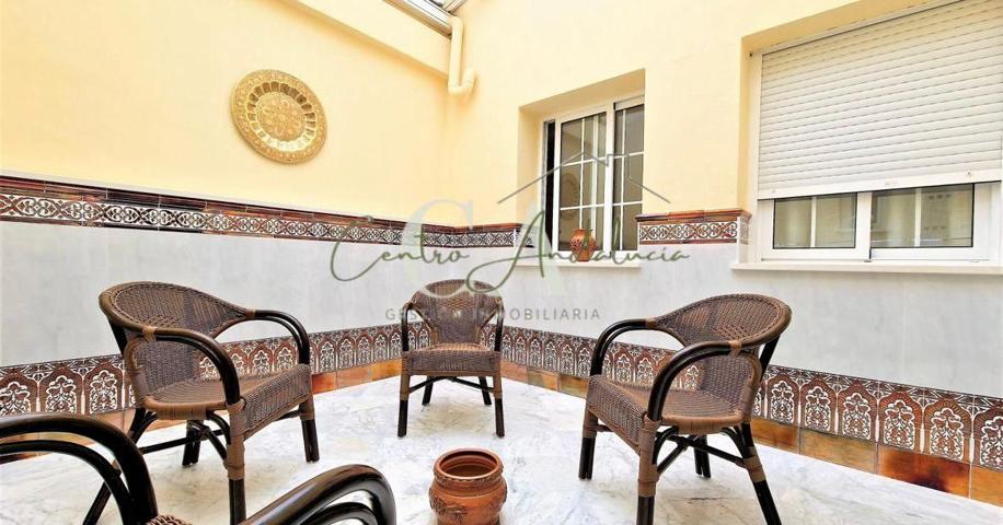 IMPRESIONANTE VIVIENDA CON LOCAL OPCIONAL photo 0