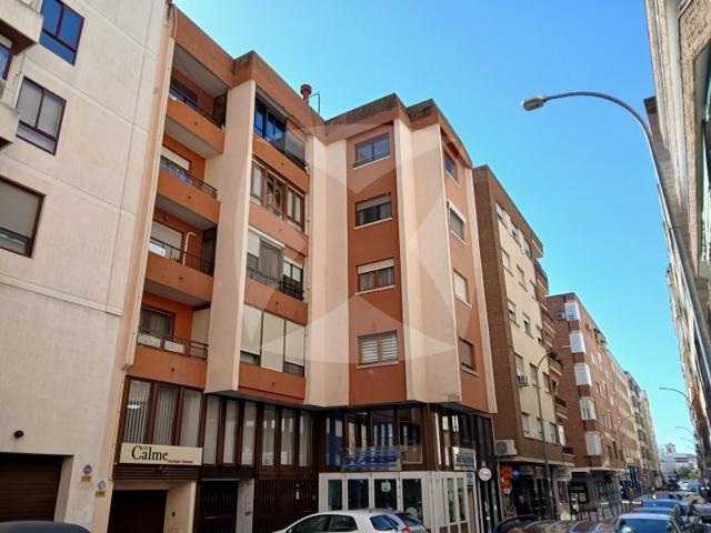 Piso En venta en Badajoz photo 0