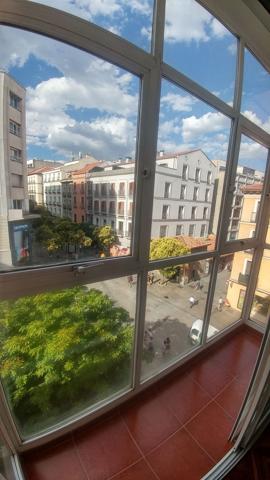 Piso En alquiler en Universidad photo 0