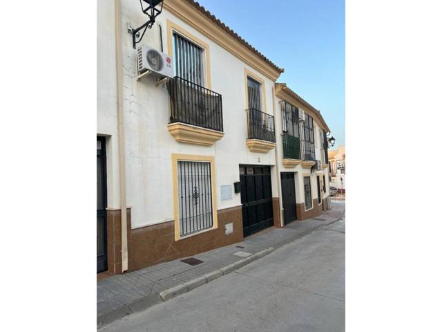 SIN COMISIÓN DE INMOBILIARIA, CASA ADOSADA EN GUADALCAZAR, 3 DORMITORIOS, 2 BAÑOS, GARAJE Y PATIO, ¡¡BAJADA DE PRECIO!! photo 0