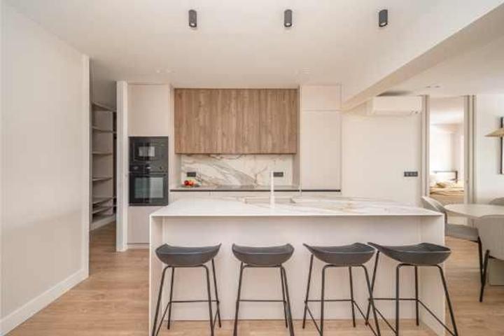 Piso En venta en Calle De Castelló, Barrio De Salamanca, Madrid photo 0
