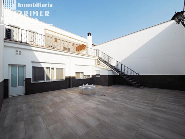 *Vivienda de lujo junto a glorieta MªCristina, 4dormitorios, 4baños, gran cocinilla y garaje amplio* photo 0