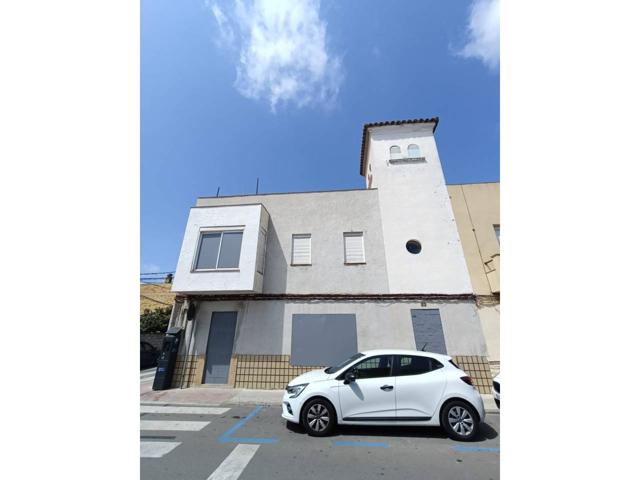 Casa en venta en Deltebre photo 0