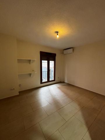Piso En venta en Granada photo 0