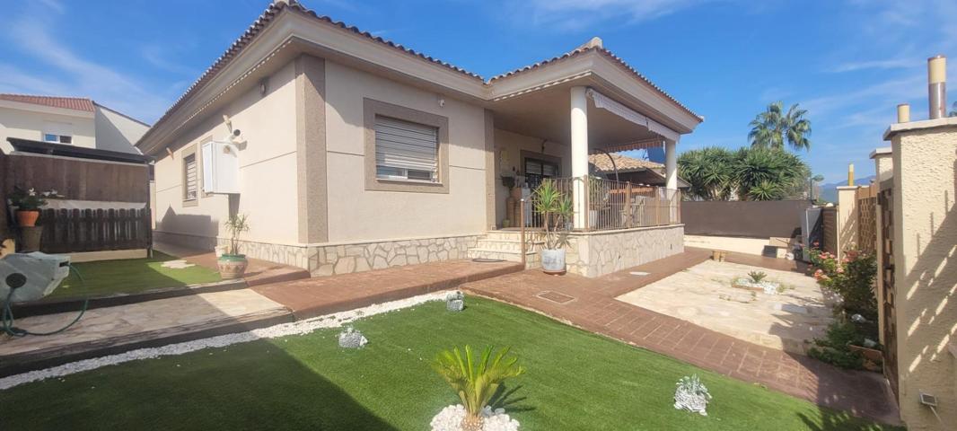 Chalet independiente en venta Lliria Urb. Vall de Lliria. photo 0