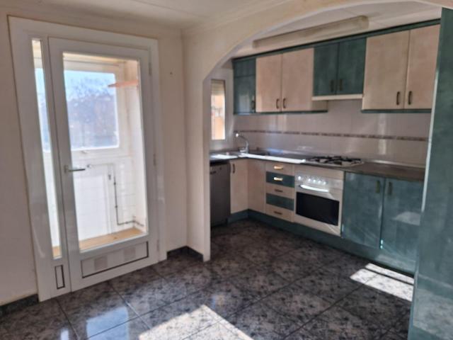 Junto Renfe, 2 habitaciones gran cocina office luminoso y soleado photo 0