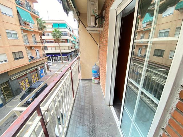 ¡Oportunidad en Carolinas Altas de Alicante! Junto a la Plaza de Manila photo 0