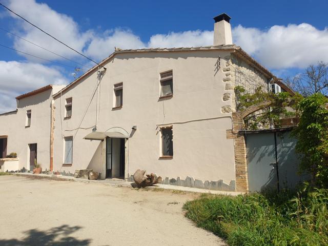 Masía en venta en Santa Fe del Penedès photo 0