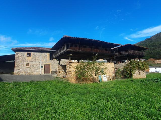 Casa en venta en Salas, 3 dormitorios. photo 0