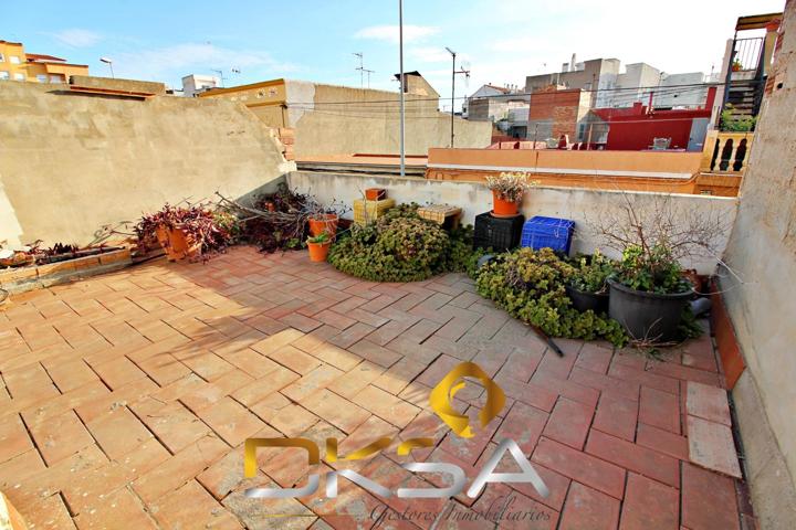 Espaciosa casa para reformar en la calle Andalucia, Vila-real photo 0