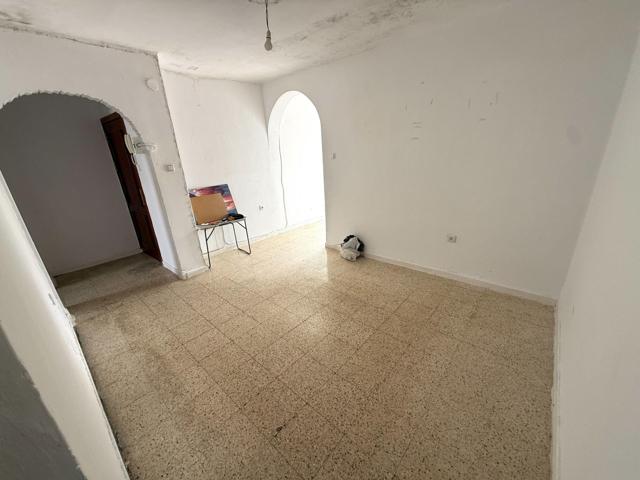 PISO DE 3 DORMITORIOS PARA REFORMAR photo 0