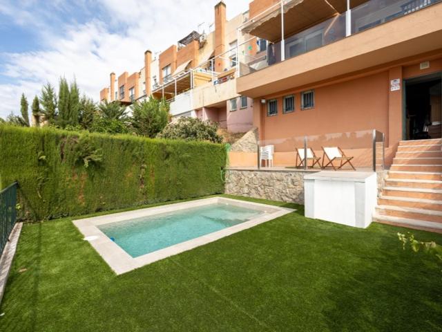 Piso En venta en Granada photo 0
