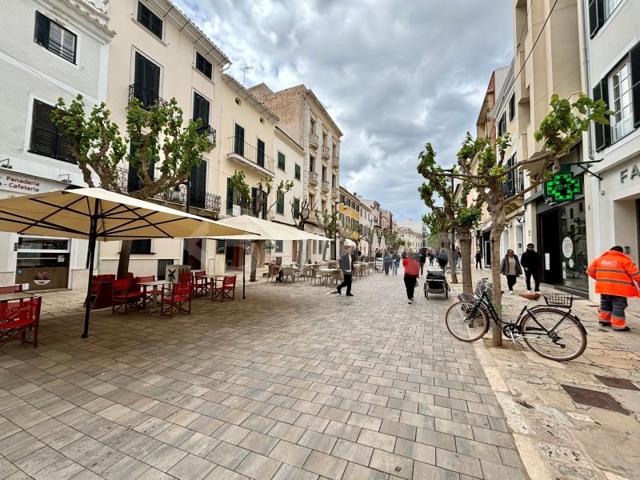 Local En alquiler en Avinguda Menorca - Sínia Costabella, Maó photo 0