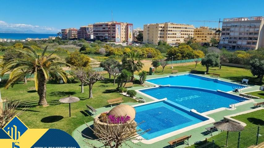 Luminoso bungalow con amplio solarium privado y espectaculares vistas al mar + Preciosa piscina photo 0