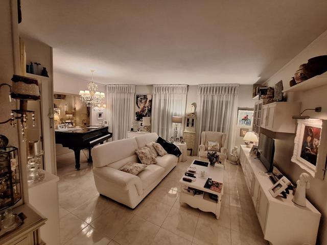 Espectacular piso centro Sabadell photo 0