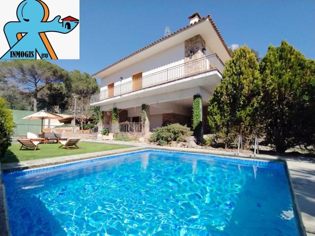 Casa a quatre vents en una zona exclusiva de Santa Eulàlia de Ronçana photo 0