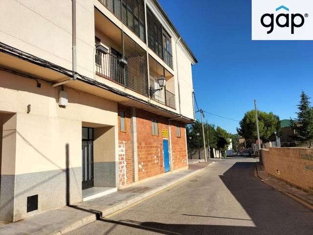 SE VENDE PISO EN ARCAS CON PLAZA DE GARAJE Y TRASTERO photo 0