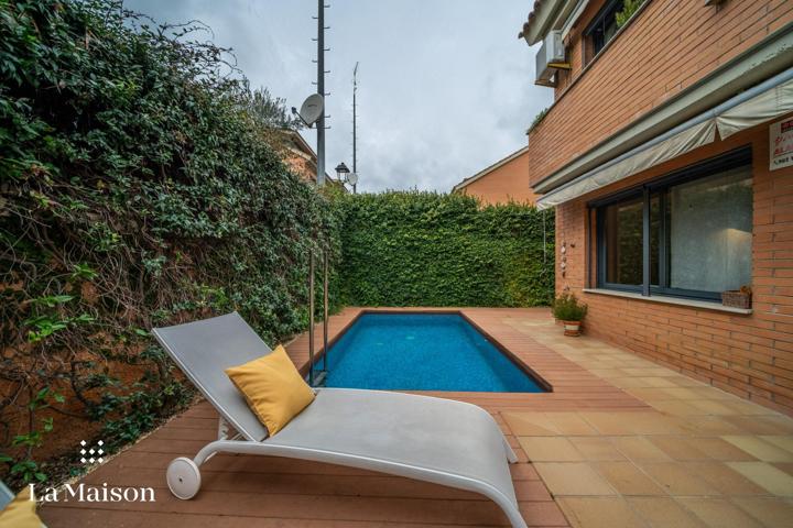 Unifamiliar Pareada En venta en Centro, Sant Andreu De Llavaneres photo 0