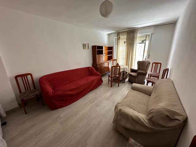 Piso En venta en San Bernardo - Carmelitas - Campus, Salamanca photo 0