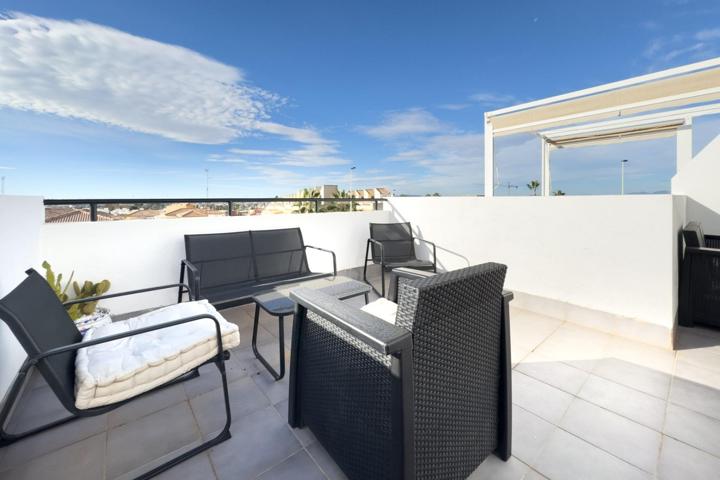 BUNGALOW CON SOLÁRIUM, TERRAZA Y PISCINA COMUNITARIA EN AGUAS NUEVAS photo 0