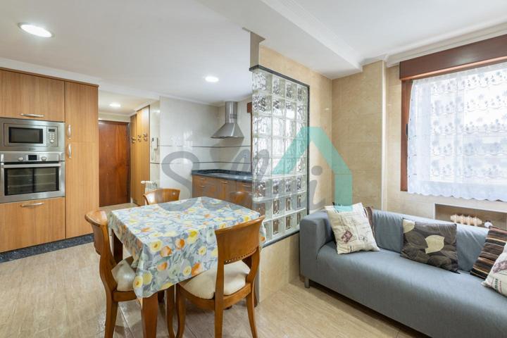 Habitación en alquiler en Oviedo de 120 m2 photo 0