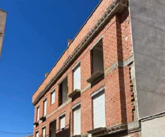 Obra paralizada en venta en Tomelloso, Ciudad Real photo 0