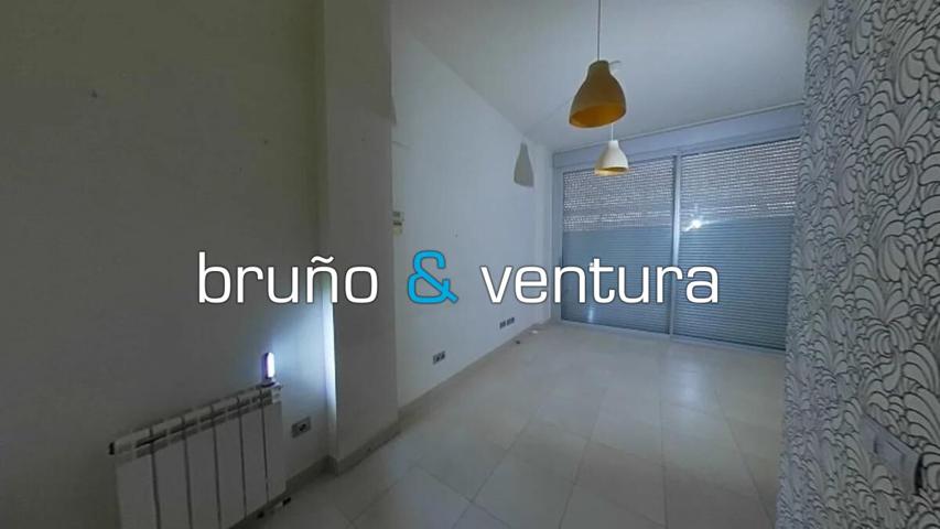 EN VENTA PISO EN SEGUNDA LINEA DE MAR EN VILANOVA I LA GELTRÚ photo 0