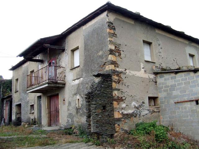 CASONA ASTURIANA DE PIEDRA PARA RESTAURAR CON PANERA Y FINCA photo 0