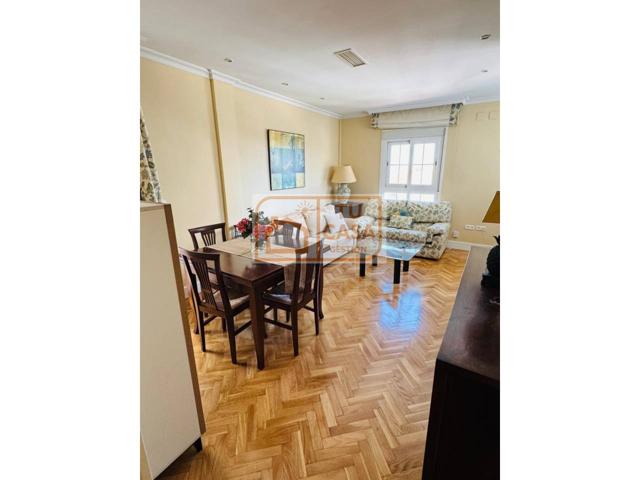 Venta de estupenda vivienda en el centro de la ciudad de Cáceres. photo 0