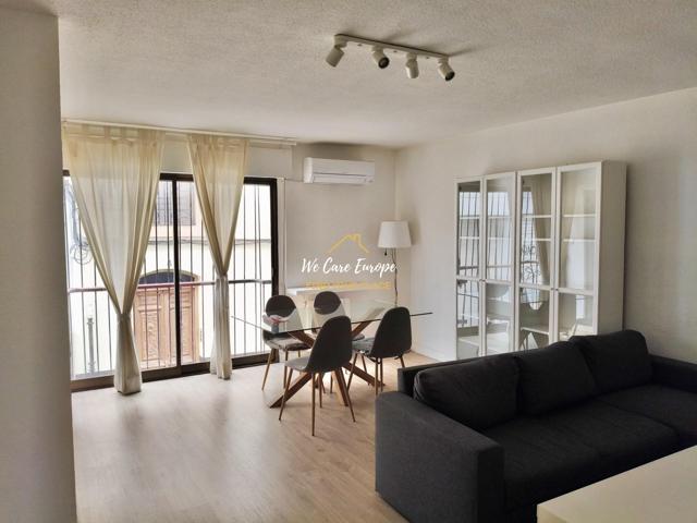 Piso En alquiler en Centro, Granada photo 0