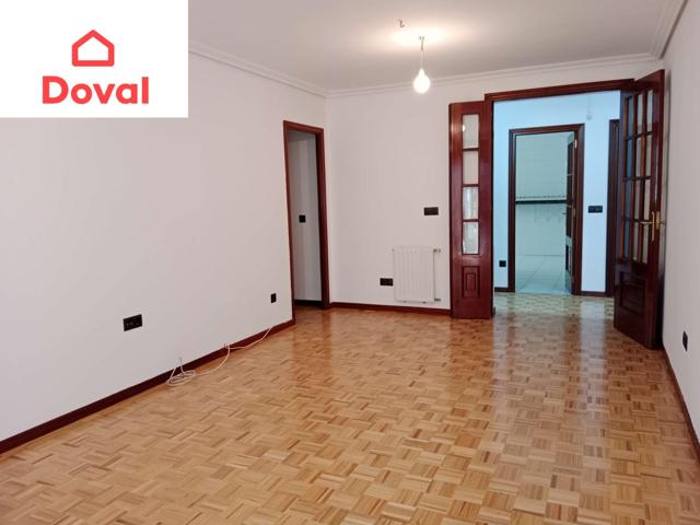 PISO DE 3 HABITACIONES CON GARAJE Y TRASTERO photo 0