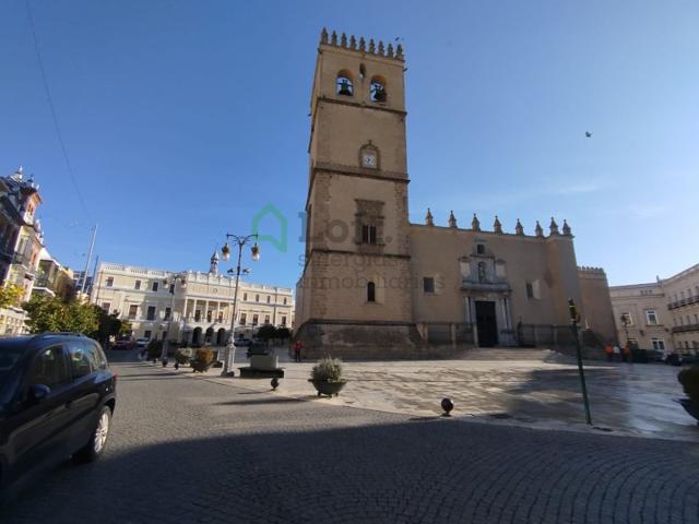 Piso En venta en Badajoz photo 0