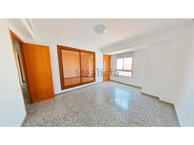 Piso En alquiler en Valencia photo 0