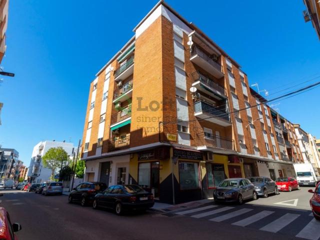 Piso En venta en Badajoz photo 0
