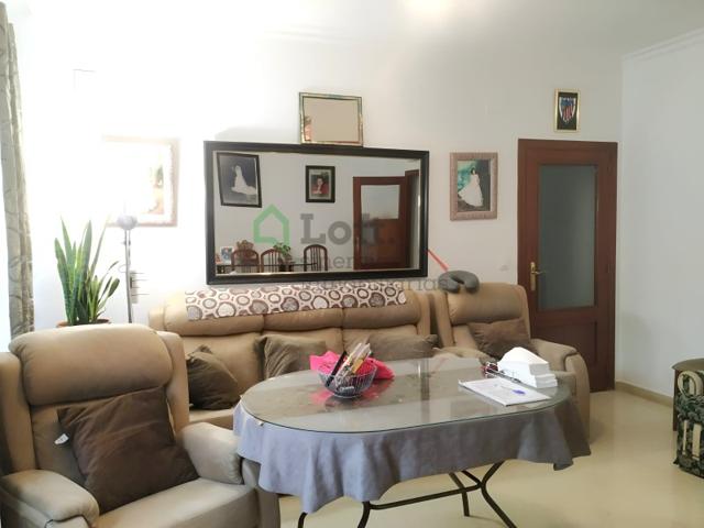 Piso En venta en Badajoz photo 0