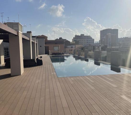 Piso En venta en L'Hospitalet de Llobregat photo 0