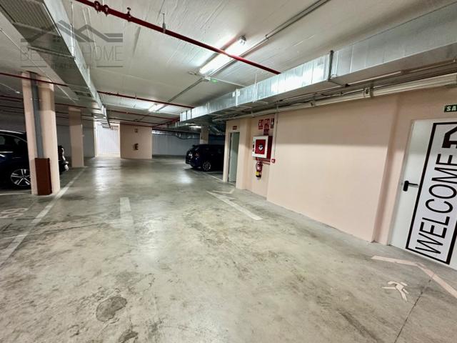 Almacén En alquiler en Estepona photo 0